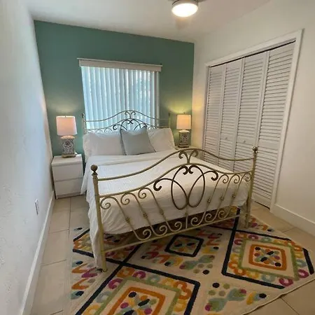 Cozy And Super Location 2 Br Villa Miami Exterior photo