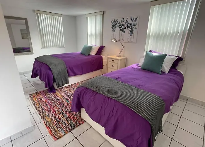 Cozy And Super Location 2 Br