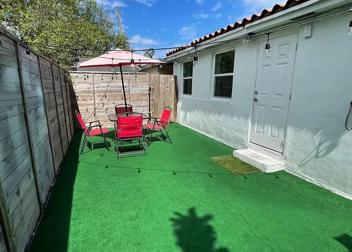 Cozy And Super Location 2 Br