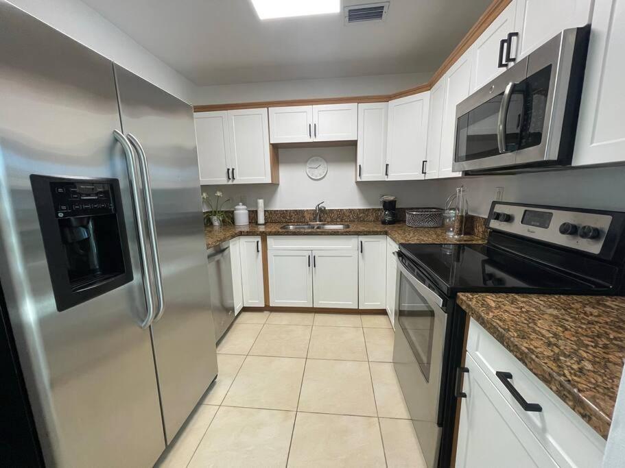Casa vacanze Cozy And Super Location 2 Br Miami